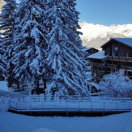 Chalet Nice Sea View Apartment With Pool